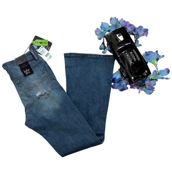 Indigo Rein NWT Curvy Flare Jeans Juniors/Women 7/27 - Picture 1 of 9